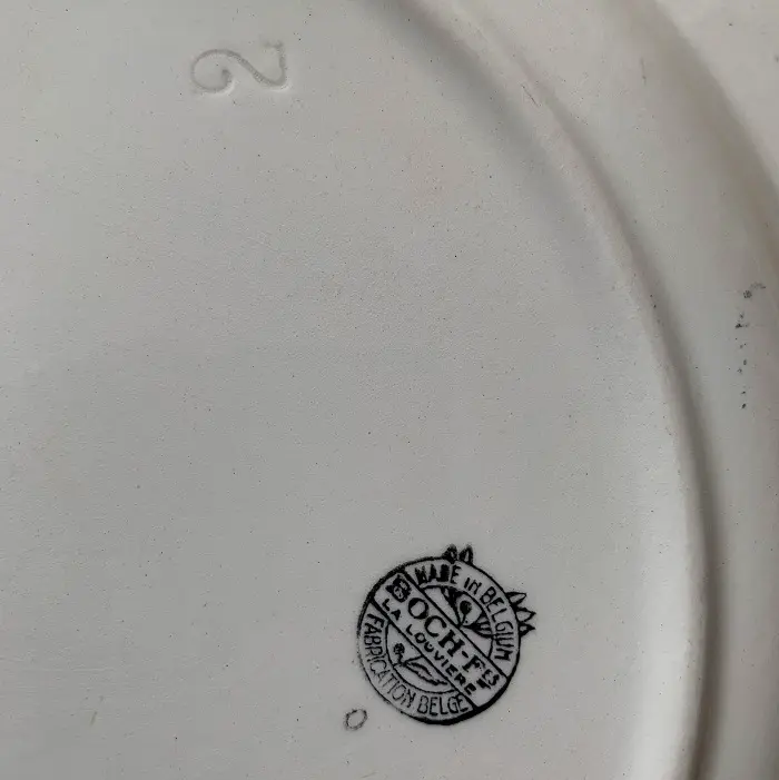 Boch La Louvière groot plat bord gouden bloemmotief_2.webp