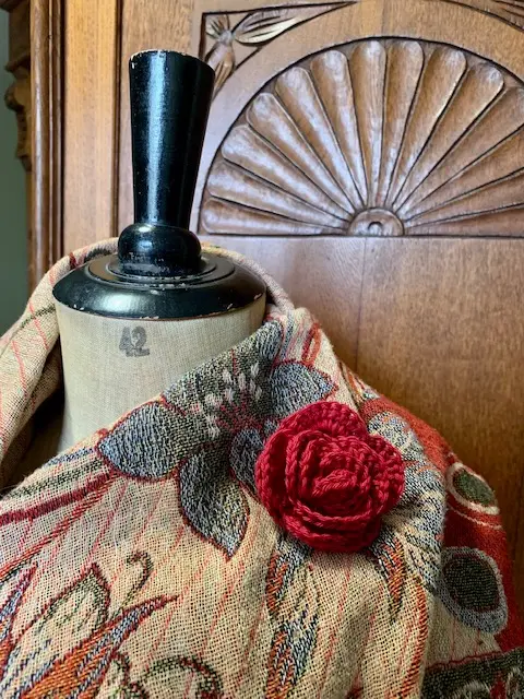 AOZ gehaakte broche bordeaux